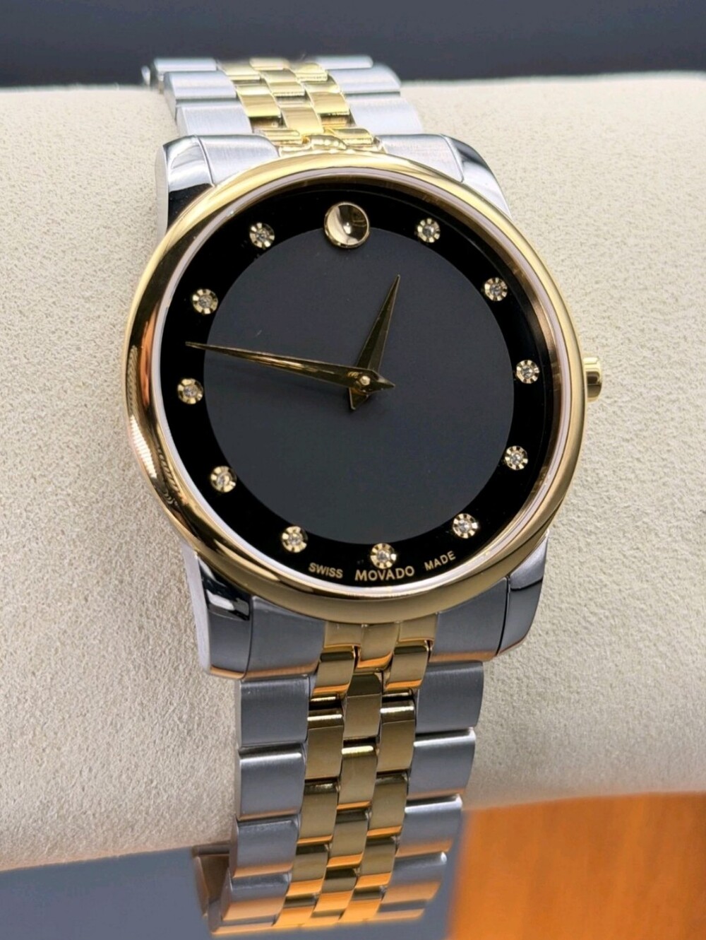 Movado Museum Classic 0606879 Men's Swiss Two-Tone Diamond Dial Quartz Watch